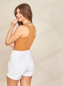 The Fashion Project Μπλούζα με αθλητική πλάτη - Caramel 11 The Fashion Project Μπλούζα με αθλητική πλάτη - Caramel -Κατάστημα TheFashionProject basic amaniko topaki me athlitiki plati 88926 hwxs