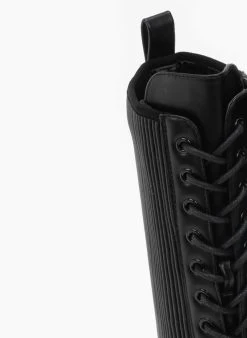 The Fashion Project Μπότες με κορδόνια και ελαστική γάμπα - Μαύρο -Κατάστημα TheFashionProject combat mpotes me elastiki gampa 97574 w4on