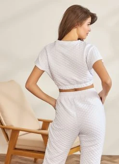 The Fashion Project Cropped κοντομάνικο καπιτονέ φούτερ - Λευκό -Κατάστημα TheFashionProject cropped kontomaniko kapitone fouter 88960 9e30