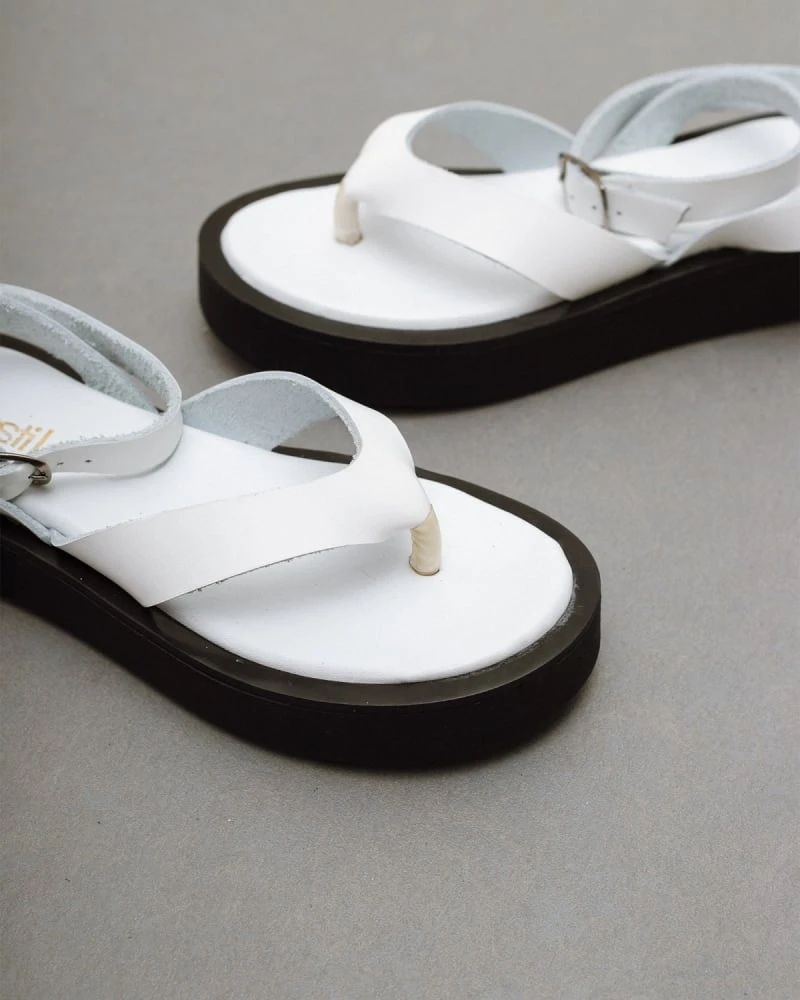 Flatforms δερμάτινα με μπαρέτα Estil - Λευκό 4 Flatforms δερμάτινα με μπαρέτα Estil - Λευκό - Image 2