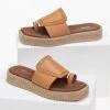 Flatforms δερμάτινα καρέ Estil - Κάμελ 2 Flatforms δερμάτινα καρέ Estil - Κάμελ -Κατάστημα TheFashionProject estil kare dermatina flatforms 90118 yahc