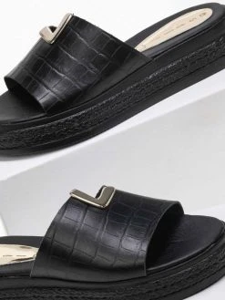 Flatforms κροκό με άνισο τελείωμα Estil - Μαύρο -Κατάστημα TheFashionProject estil kroko flatforms me aniso teleiwma 90146 u6iu