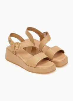 Flatforms δερμάτινα καρέ πέδιλα Carmela 68627 - Μπεζ -Κατάστημα TheFashionProject flatform dermatina kare pedila 68627 100535 eppl
