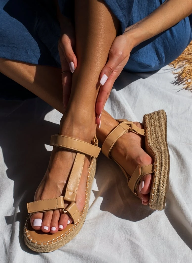 The Fashion Project Flatforms με λουράκι στο πλάι - Μπεζ 3 The Fashion Project Flatforms με λουράκι στο πλάι - Μπεζ