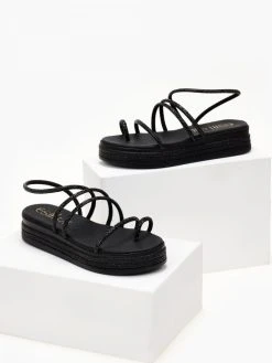 Flatforms δερμάτινα με στρας λουράκια Estil - Μαύρο -Κατάστημα TheFashionProject flatforms dermatina estil me strass lourakia 105354 kmeh