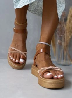 The Fashion Project Flatforms δερμάτινα με στρας χιαστί λουράκια Tfp - Ταμπά -Κατάστημα TheFashionProject flatforms dermatina tfp me strass xiasti lourakia 105955 1734