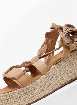 The Fashion Project Flatforms Lace Up με σχοίνινη σόλα - Κάμελ 11 The Fashion Project Flatforms Lace Up με σχοίνινη σόλα - Κάμελ -Κατάστημα TheFashionProject flatforms lace up me sxoinini sola 101464 hdi5