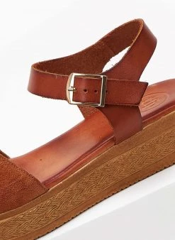 Flatforms με καστόρινη φάσα Tfp - Ταμπά -Κατάστημα TheFashionProject flatforms tfp me kastorini fasa 102007 rf6i