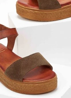 Flatforms με καστόρινη φάσα Tfp - Λαδί -Κατάστημα TheFashionProject flatforms tfp me kastorini fasa 102009 7lxn