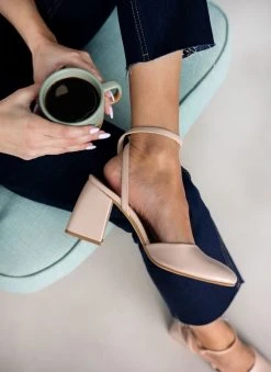 Γόβες με μπαρέτα σε καρέ γραμμή Tfp - Nude -Κατάστημα TheFashionProject goves me mpareta se kare grammi tfp 110803 m3eg