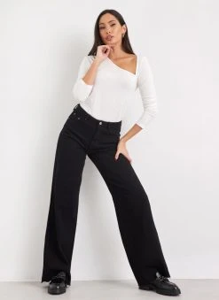 Noobass Μπλούζα με ασύμμετρη λαιμόκοψη - Λευκό -Κατάστημα TheFashionProject mplouza me asummetri laimokopsi 109843 m9cp