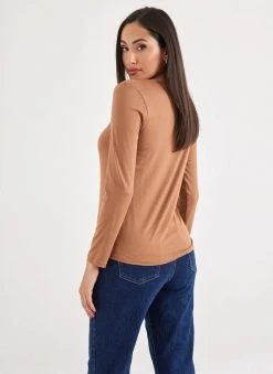 Noobass Μπλούζα με ασύμμετρη λαιμόκοψη - Caramel -Κατάστημα TheFashionProject mplouza me asummetri laimokopsi 109846 gt0h