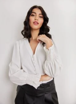 The Fashion Project Μπλούζα με εφέ κουμπιά - Λευκό 11 The Fashion Project Μπλούζα με εφέ κουμπιά - Λευκό -Κατάστημα TheFashionProject mplouza me efe koumpia 108301 bkoj