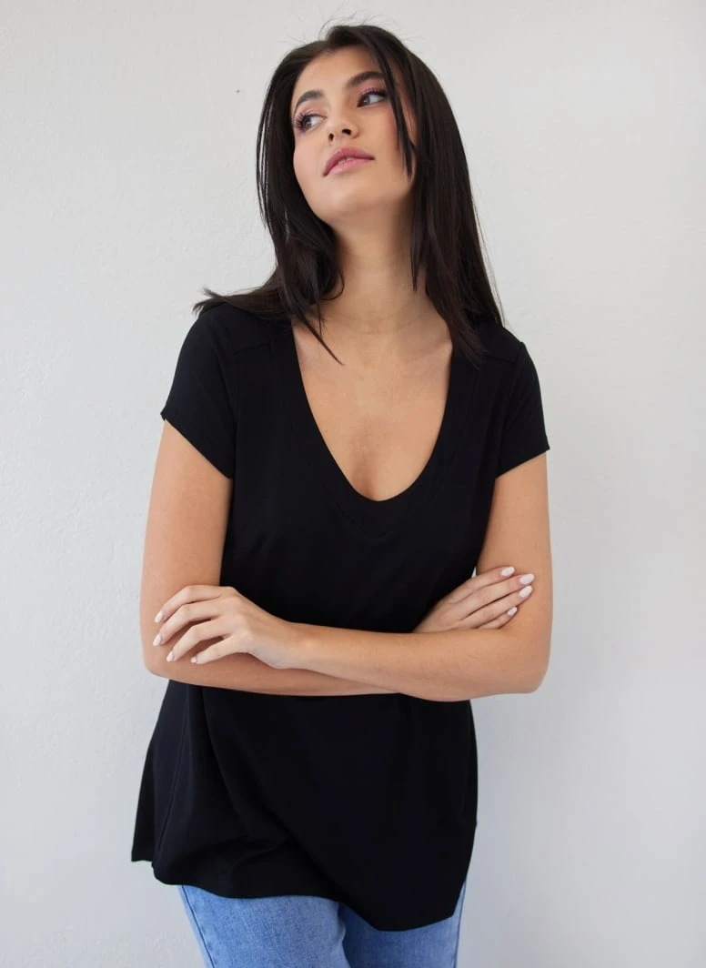 Noobass Μπλούζα με V Cut λαιμόκοψη - Μαύρο 6 Noobass Μπλούζα με V Cut λαιμόκοψη - Μαύρο - Image 4
