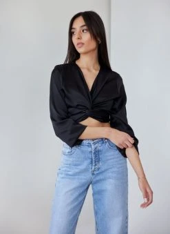 The Fashion Project Μπλούζα σατέν με δέσιμο - Μαύρο -Κατάστημα TheFashionProject mplouza saten me desimo 111588 wxzo