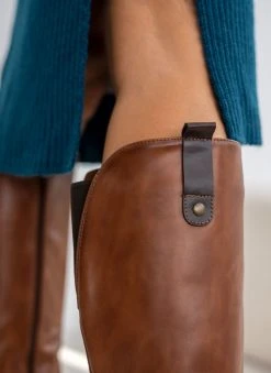 The Fashion Project Μπότες Casual με διχρωμία στο θηλάκι - Ταμπά -Κατάστημα TheFashionProject mpotes casual me dixrwmia sto thilaki 105769 1i3e