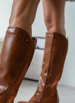 The Fashion Project Μπότες Casual με οβάλ τελείωμα - Ταμπά -Κατάστημα TheFashionProject mpotes casual me oval teleiwma 107170 5xr8