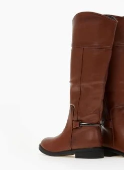 The Fashion Project Μπότες ιππασίας με μεταλλικό διακοσμητικό - Ταμπά 14 The Fashion Project Μπότες ιππασίας με μεταλλικό διακοσμητικό - Ταμπά -Κατάστημα TheFashionProject mpotes flat me metalliko diakosmitiko stoixeio 106253 rhce