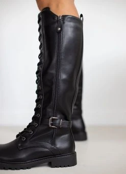 The Fashion Project Μπότες με κορδόνια και ζωνάκι - Μαύρο -Κατάστημα TheFashionProject mpotes me kordonia kai zwnaki 107175 43x8 1