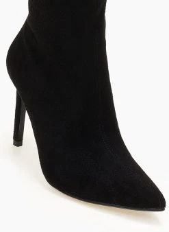 The Fashion Project Μπότες μυτερές Suede με λεπτό τακούνι - Μαύρο -Κατάστημα TheFashionProject mpotes muteres suede me lepto takouni 107229 esgy