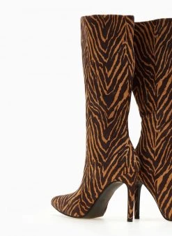 The Fashion Project Μπότες μυτερές Suede με λεπτό τακούνι - Καφέ -Κατάστημα TheFashionProject mpotes muteres suede me lepto takouni 107231 6ncw