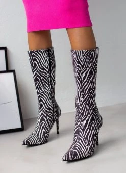 The Fashion Project Μπότες μυτερές Suede με λεπτό τακούνι - Λευκό/Μαύρο