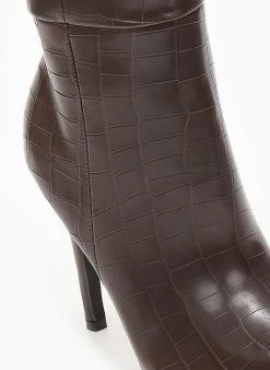 The Fashion Project Μπότες με Pattern - Καφέ -Κατάστημα TheFashionProject mpotes panw apo to gonato me pattern 109060 m5dm