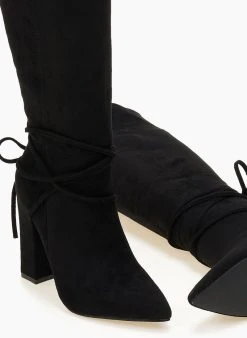 The Fashion Project Μπότες Suede μυτερές με κορδόνια - Μαύρο -Κατάστημα TheFashionProject mpotes suede muteres me kordonia 107213 kjk3