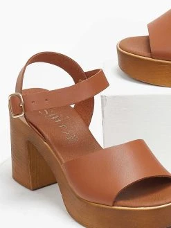 Πέδιλα με μπαρέτα δερμάτινα Estil - Ταμπά -Κατάστημα TheFashionProject pedila dermatina me mpareta estil 110795 u4zi