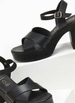 Πέδιλα δερμάτινα με χιαστί φάσα Estil - Μαύρο -Κατάστημα TheFashionProject pedila dermatina me xiasti fasa estil 110792 fvip