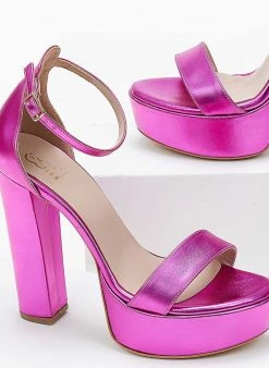 Πέδιλα με φιάπα σε μεταλλίκα χρώματα Estil - Φούξια -Κατάστημα TheFashionProject pedila estil me se metallika xrwmata 104197 mvf7
