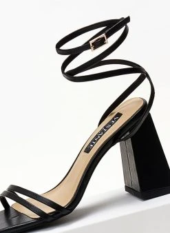 The Fashion Project Πέδιλα Lace Up με λουράκια - Μαύρο -Κατάστημα TheFashionProject pedila kare me lepta lourakia 104667 hho3