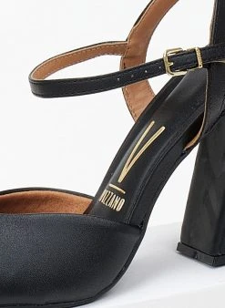 Πέδιλα καρέ με χοντρό τακούνι VIZZANO 6403.303 - Μαύρο 11 Πέδιλα καρέ με χοντρό τακούνι VIZZANO 6403.303 - Μαύρο -Κατάστημα TheFashionProject pedila kare me xontro takouni vizzano 6403303 106419 hzzx