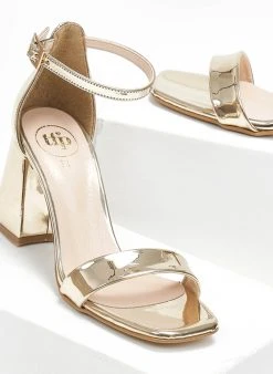 Πέδιλα με μπαρέτα λουστρίνι Tfp - Χρυσό -Κατάστημα TheFashionProject pedila loustrini me mpareta tfp 110887 l7dx