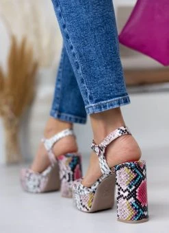 Xti Footwear Πέδιλα με φιάπα και Pattern Xti 141162 - Multi -Κατάστημα TheFashionProject pedila me fiapa kai pattern xti 141162 110314 5329