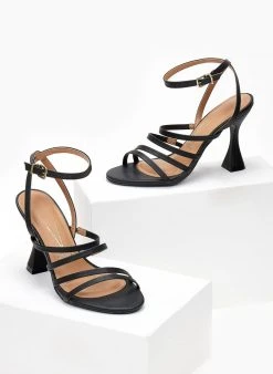 The Fashion Project Πέδιλα με μπαρέτα και λεπτά λουράκια Vizzano 6462.102 - Μαύρο -Κατάστημα TheFashionProject pedila me lepta lourakia vizzano 6462102 102955 kkye