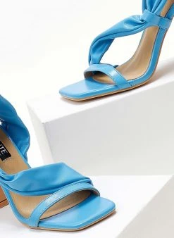 The Fashion Project Πέδιλα με μαλακή λοξή φάσα - Τυρκουάζ -Κατάστημα TheFashionProject pedila me malaki loksi fasa 104655 5wug