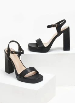 The Fashion Project Πέδιλα με μπαρέτα και φιάπα - Μαύρο -Κατάστημα TheFashionProject pedila me mpareta kai fiapa 110613 zngk