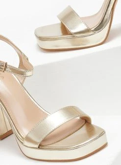 The Fashion Project Πέδιλα με μπαρέτα και φιάπα - Χρυσό -Κατάστημα TheFashionProject pedila me mpareta kai fiapa 110614 pzyc