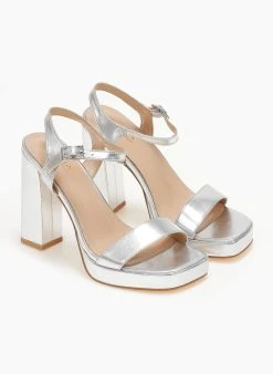 The Fashion Project Πέδιλα με μπαρέτα και φιάπα - Ασημί 7 The Fashion Project Πέδιλα με μπαρέτα και φιάπα - Ασημί -Κατάστημα TheFashionProject pedila me mpareta kai fiapa 110615 3eei