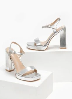 The Fashion Project Πέδιλα με μπαρέτα και φιάπα - Ασημί 8 The Fashion Project Πέδιλα με μπαρέτα και φιάπα - Ασημί -Κατάστημα TheFashionProject pedila me mpareta kai fiapa 110615 xsvm