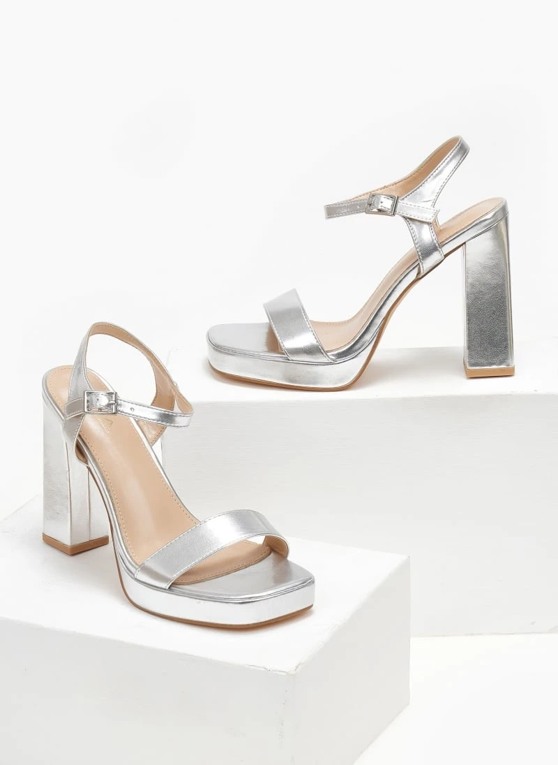 The Fashion Project Πέδιλα με μπαρέτα και φιάπα - Ασημί 5 The Fashion Project Πέδιλα με μπαρέτα και φιάπα - Ασημί - Image 3