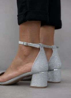 Xti Footwear Πέδιλα με μπαρέτα και Glitter Xti 141259 - Ασημί -Κατάστημα TheFashionProject pedila me mpareta kai glitter xti 141259 110241 nnko