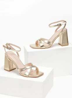 The Fashion Project Πέδιλα με μπαρέτα και χιαστί λουράκια - Χρυσό -Κατάστημα TheFashionProject pedila me mpareta kai xiasti lourakia 111246 d6jj