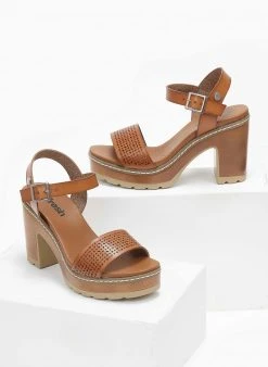 Πέδιλα με μπαρέτα Refresh 170777 - Τάουπε -Κατάστημα TheFashionProject pedila me mpareta refresh 170777 110204 skfj