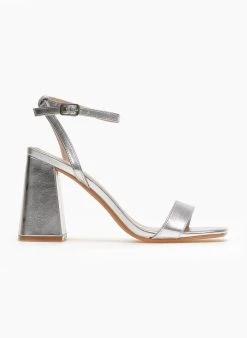 The Fashion Project Πέδιλα με μπαρέτα σε καρέ γραμμή - Ασημί