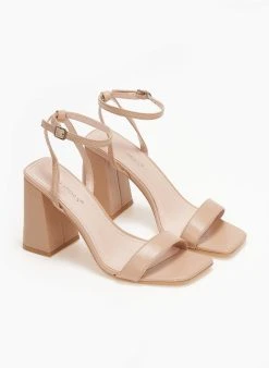 The Fashion Project Πέδιλα με μπαρέτα σε καρέ γραμμή - Τάουπε -Κατάστημα TheFashionProject pedila me mpareta se kare grammi 111226 vatg