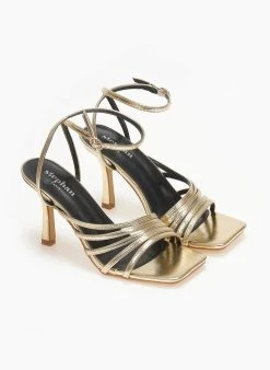 The Fashion Project Πέδιλα με μπαρέτα σε μεταλλικά χρώματα - Χρυσό -Κατάστημα TheFashionProject pedila me mpareta se metallika xrwmata 111030 l7u3