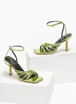 The Fashion Project Πέδιλα με μπαρέτα σε μεταλλικά χρώματα - Lime -Κατάστημα TheFashionProject pedila me mpareta se metallika xrwmata 111031 su7n