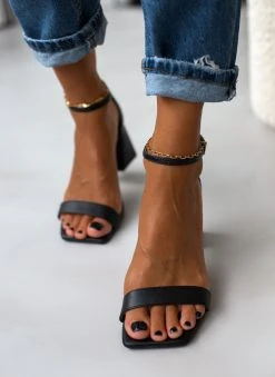 Πέδιλα με μπαρέτα και Pattern Vizzano 6464.102 - Μαύρο